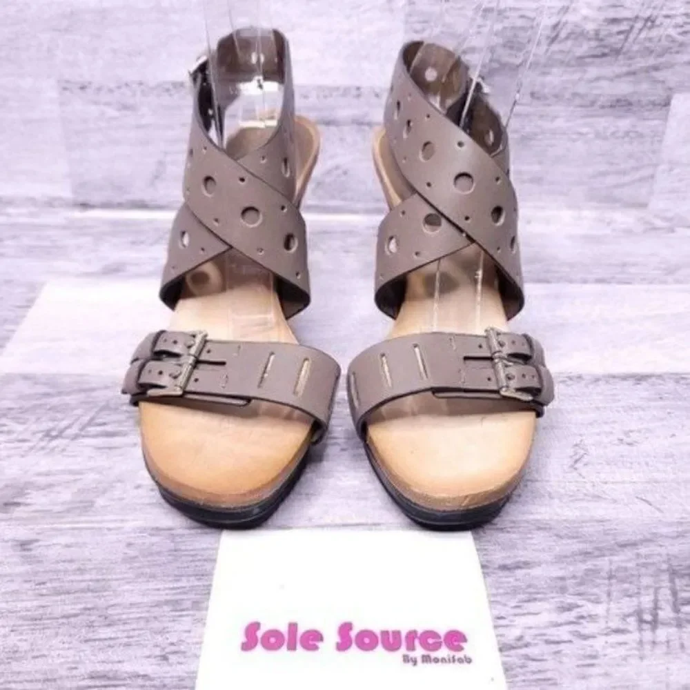 Tod's Cut Out Buckle Strap Leather Heeled Sandal Gray sz 35 Women's sz 5 - Picture 2 of 7